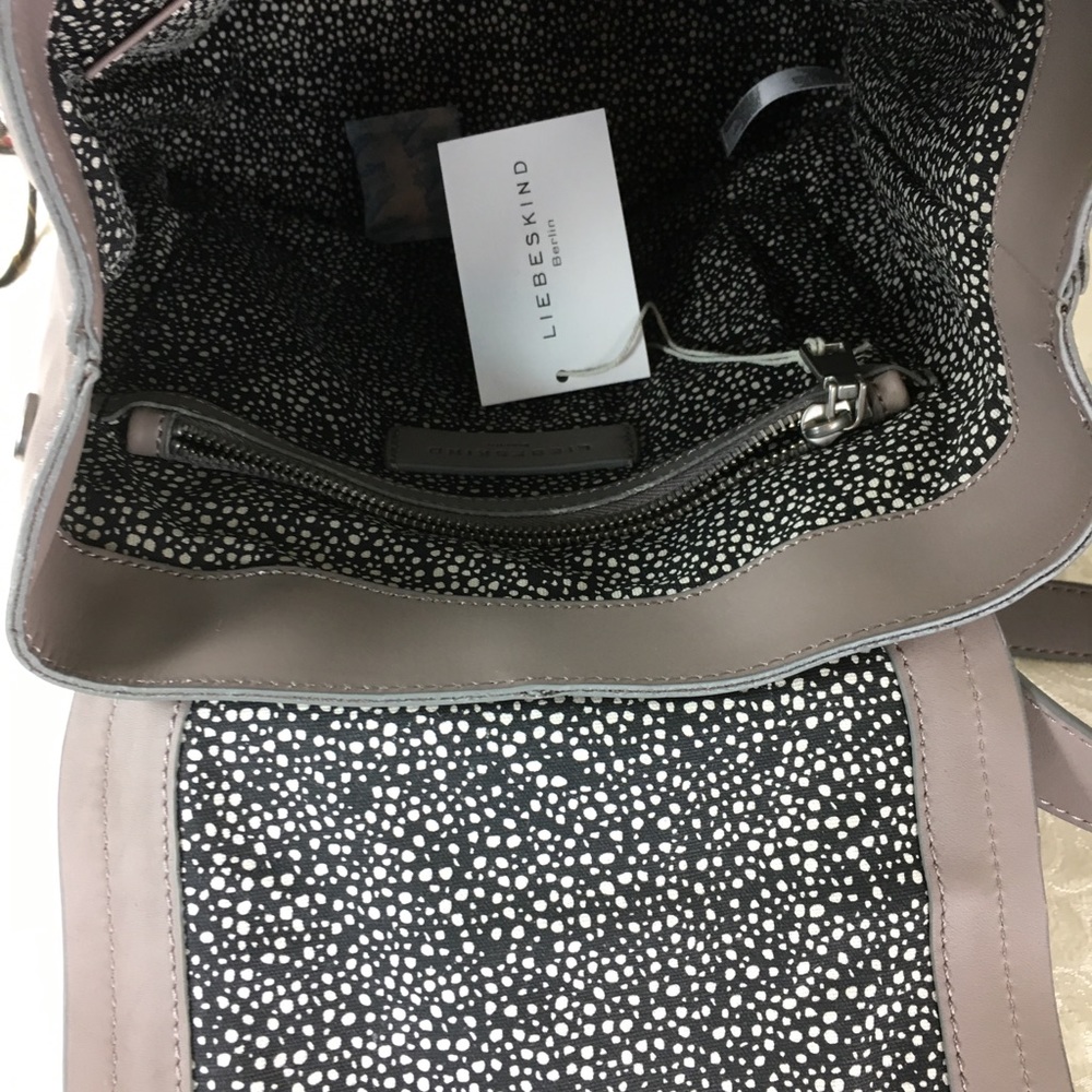 Backpack - Picture 5 of 7